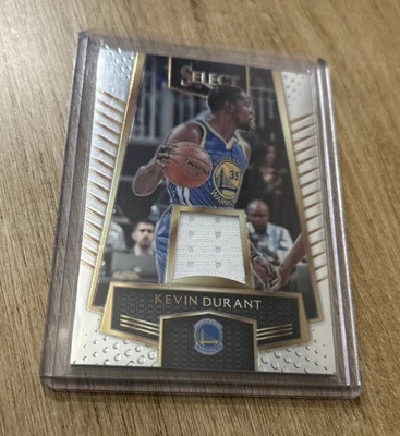 2016-2017 Select KEVIN DURANT #57 Player Worn Material  - Image 1 of 3