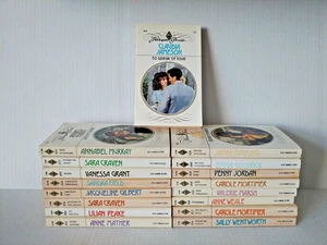 Harlequin Presents Vintage Romance Novels Lot Of 17 Paperback Books 1980's (L4D) - Imagen 1 de 1