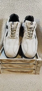 Zapatos de golf Footjoy para hombre blancos sin clavos FJ 54005 talla 11M. Ver descripción - Imagen 1 de 9