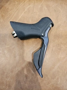 Shimano ST-R8150-R Right/Rear Di2 12 Speed Wired Shifter/Brake Lever Rim Brake - Picture 1 of 5