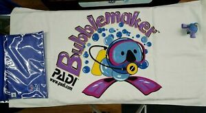 PADI Bubblemaker Beach Towel Bubblemaker Toy & Splash Bag