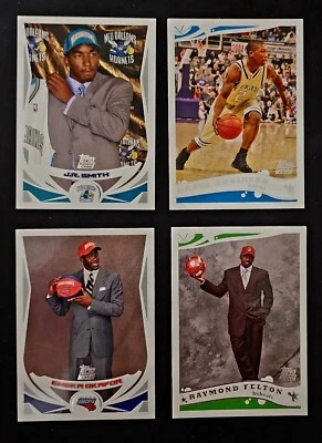Lote de 32 tarjetas de novato de baloncesto Topps 2005-06 Foto 1 de 4