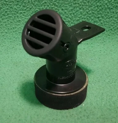 for RANGE ROVER EVOQUE 2012> GRILLE for AIR CONDITIONING SENSOR GENUINE LR026348 - Image 1 of 4