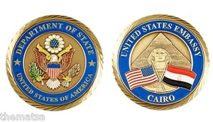 BANDERAS CRUZADAS EMBAJADA DE ESTADOS UNIDOS CAIRO EGIPTO MONEDA DESAFÍO 2" - Imagen 1 de 1