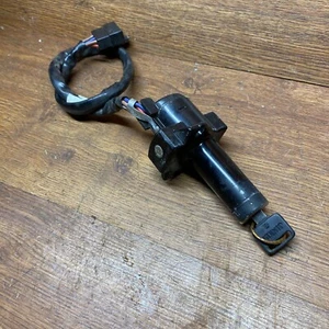 1984 HONDA VF 500 F VF500 Interceptor Ignition Switch With Key Assembly B78 - Picture 1 of 11