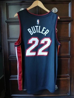 Camiseta Miami Heat Jimmy Butler autêntica Nike NBA tamanho XXL #22 - Imagem 1 de 4
