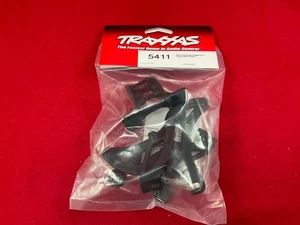 TRAXXAS 5411 Adjustable Wing Mount + hardware 1/10 E-Revo REVO 3.3 bracket - Picture 1 of 3