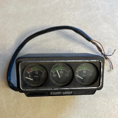 MUITO RARO Stewart Warner Red Greenline Gauge Trio amplificadores de óleo de temperatura da água verdadeiros anos 70 - Imagem 1 de 4