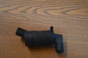 2012-2015 FORD FOCUS WINDSHIELD WASHER NOZZLE MOTOR - Bild 1 von 1