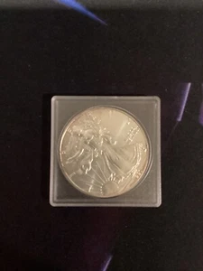 1997 US Silver Walking Liberty Dollar - Picture 1 of 2