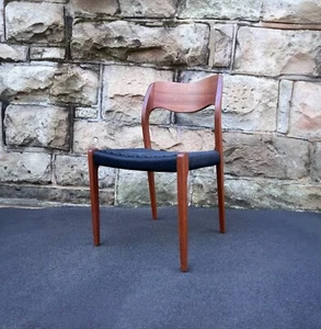 2 x Niels Moller #71 Danish Dining Chairs in Teak and Black Cord Mid Century 60s - Picture 1 of 9