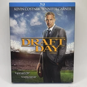 Draft Day (Blu-ray + DVD, 2014) w/Slipcover - Like New. - Picture 1 of 8
