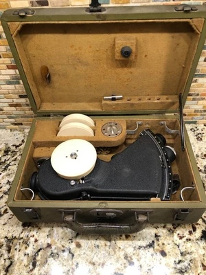 Original U.S. WW II Army Air Force A-12 Aircraft Bubble Sextant with Case - Image 1 of 4