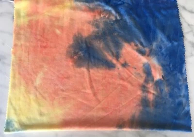 Tela tejida elástica de poli/spandex con estampado tie-dye cepillado vendedor de EE. UU. - Devoluciones gratuitas. Foto 1 de 4