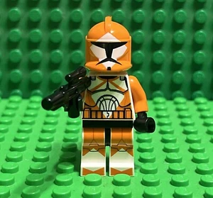LEGO Star Wars Clone Bomb Squad Trooper Minifigure - sw0299 - 7913 2011 - Picture 1 of 7