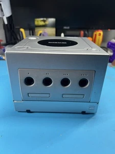 Nintendo GameCube Platinum Console Only Dol-101 Authentic, CLEANED P ICO B00T - Picture 1 of 4