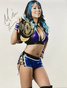 MIA YIM SIGNED 11X14 PHOTO WWE NXT IMPACT - Picture 1 of 1