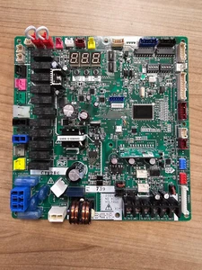 Daikin 6025682 Main PCB Assy EB14033-21(B) VRV RXYSQ10T RXYSQ10TMY1B - Picture 1 of 4