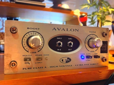 Amplificatore diretto AVALON DESIGN U5 Pure Classe A High Voltage Ultra Five ... - Immagine 1 di 4
