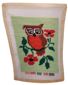 Vintage 70s OWL Needlepoint Canvas Wonder Art Wall Hanging Finished Craft 5 x 7 - Picture 1 of 10