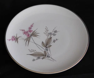 Hutschenreuther Hohenberg SALAD PLATE 7-7/8" pink flowers, tan leaves - Picture 1 of 3