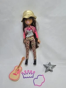 BRATZ 2011 ROCK GLOW IN THE DARK YASMIN With Original Outfit And Accessories  - Picture 1 of 11