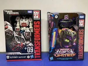 2X Transformer Toys, Ratchet Deluxe 09, Decepticon Motormaster - Picture 1 of 6