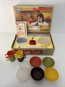 Vintage 1979 Tupperware Spielzeug Mini Mix It Set (ohne Spatel) + Serve It Extras - Bild 1 von 6