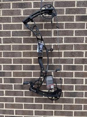 HOYT Alpha AX2-29, negro, 70 lb Foto 1 de 4