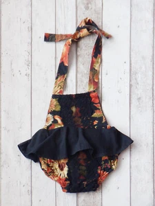 ** Cute Girls Black Floral Print Romper / Playsuit - Unbranded (2 years) ** - Picture 1 of 2