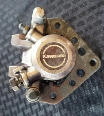 Pinza de freno trasera Kawasaki GPZ750 1984 ♻️ Foto 1 de 4