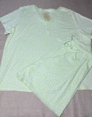 Classic Elements Pajama Set Womens 1X Green Floral Top Shorts 2pc NWT Vtg Sears - Image 1 of 4