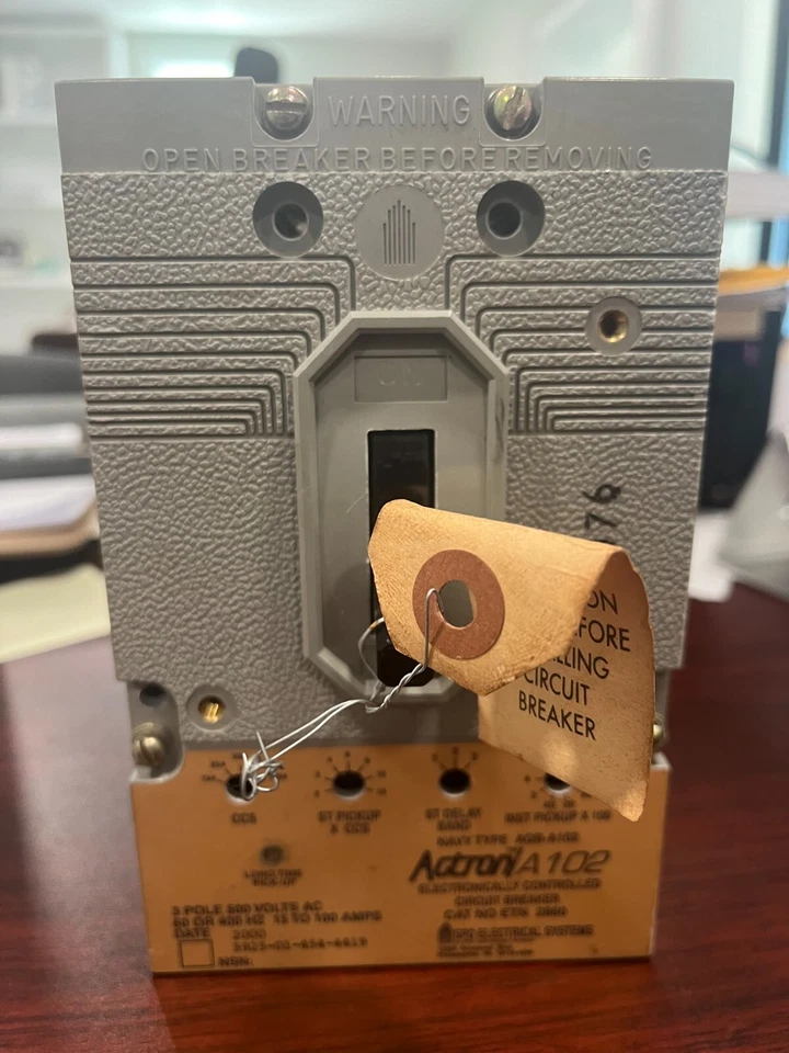 INTERRUPTOR DE CIRCUITO AQB-A102 L3 ACTRON NAVY SHIP BOARD Foto 1 de 4