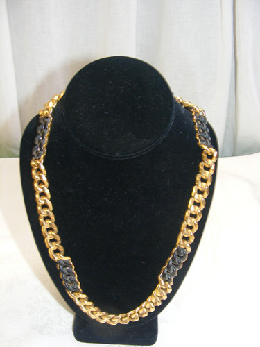 Catena a maglie vintage oro pesante firmata Givenchy 1976 Parigi New York