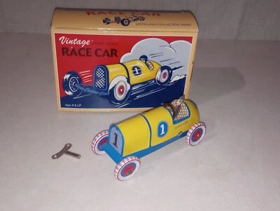 Coche de carreras de hojalata estilo vintage Schylling cuerda #1 Foto 1 de 4