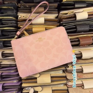 Neu mit Etikett Coach Eckreißverschluss Handgelenktasche aus charakteristischem Canvas CAQ75 IM/Puderrosa - Bild 1 von 10