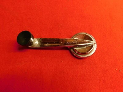 Manija de puerta o cuarto de ventana Ford Fairlane Thunderbird 57 usada #B7A-7023342-A Foto 1 de 4