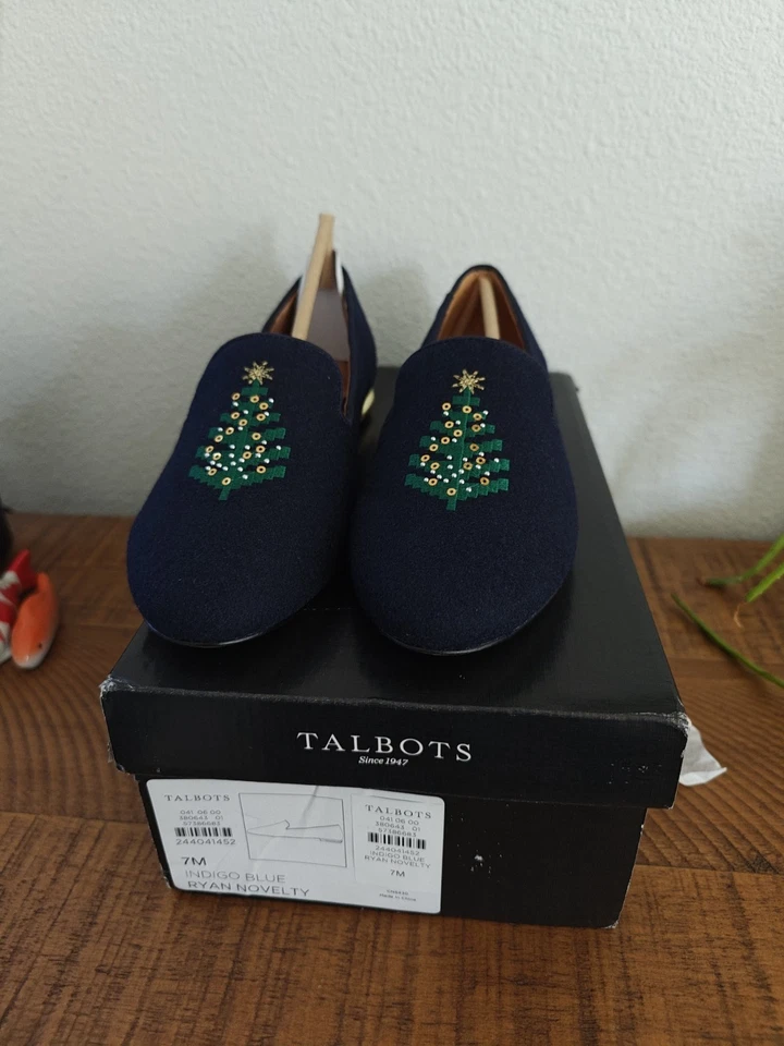 Women's 7M Talbots Indigo Blue Ryan Novelty Christmas Tree Gold Star Loafers NIB - Image 1 of 4