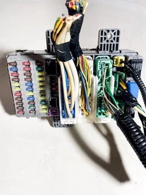 HONDA CIVIC VIII Hatchback FN, FK Bloc de Fusible 37842RN SMGE330 1.80 13589974 - Immagine 1 di 4