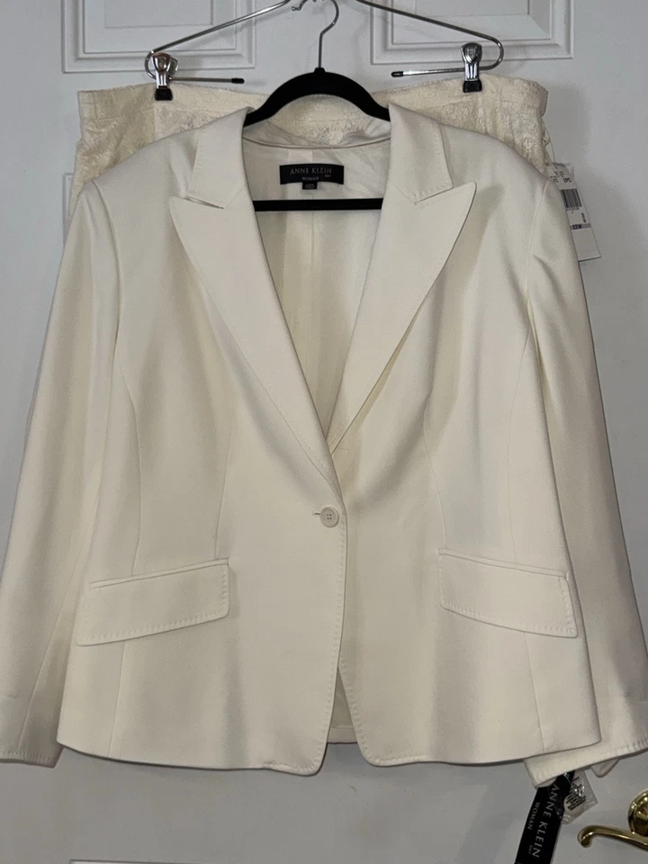 Anne Klein Woman 22W 2 Pc Cream Suit Blazer Lace Skirt Formal Wedding NWT 340.00 - Image 1 of 4