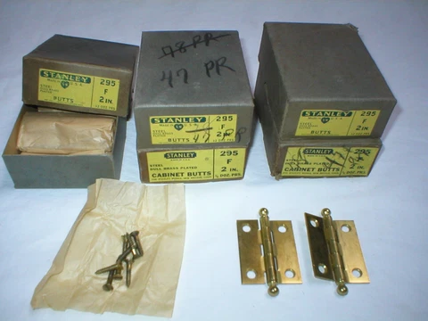 Antique NOS Stanley Sweetheart Ball Tipped Hinge Pair Cover