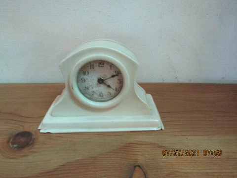 Lux Celluloid Desk Clock Parts or Repair Key Missing Good Balance Cover