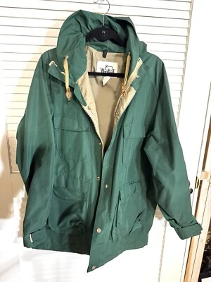 Woolrich Multi Pocket Spruce Green Jacket Men Size Large USA EUC - Image 1 of 4
