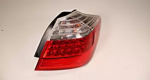 09 10 11 Hyundai Genesis Sedan OUTER Corner Tail Light Lamp Right PASSENGER OEM - Bild 1 von 4