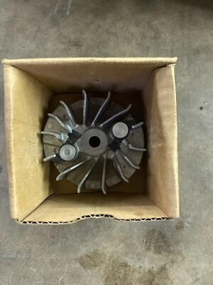 Parte volante motor MTD # 791-180929 Foto 1 de 3