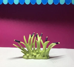 Vtg 90's Kenner Littlest Pet Shop Mommy Swan Snuggling Babies Cat Tails Plant  - Picture 1 of 4