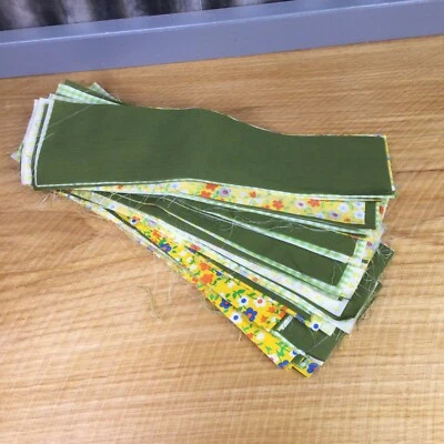 "135 tiras de acolchado de tela precortada costura floral verde amarillo 3,75 x 13,5"" retro" Foto 1 de 4
