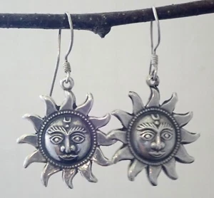 Small Thai Sterling Silver Sun Earrings Vintage 1990's Gorgeous - Picture 1 of 5