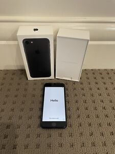 Apple iPhone 7 - 256GB - Black (Unlocked) A1778 Excellent used condition
