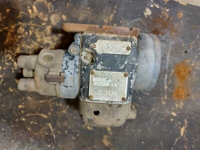 Farmall F 12 Magneto - Image 1 of 4